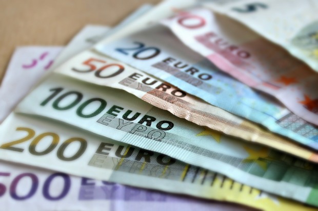 3000 евро месечна заплата в Германия Много или малко е