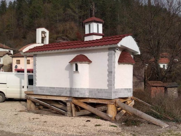 БГНЕС
Сръбската православна църква забрани откриването на дарената от България църква